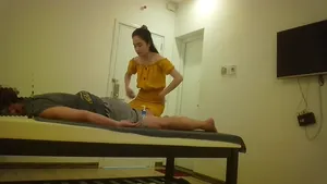 계양구 태국전통마사지녀 대딸영상  한국야동 국산야동
