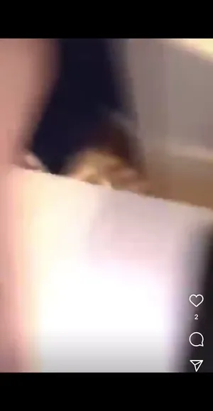 스무살 존예 가슴타투녀 라방 꼭지노출  한국야동 국산야동