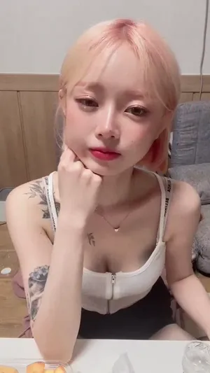 분홍머리_인스타 라방 노템술방  한국야동 국산야동